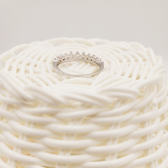 Sterling silver & cz ring NIB - Picture 4 of 9